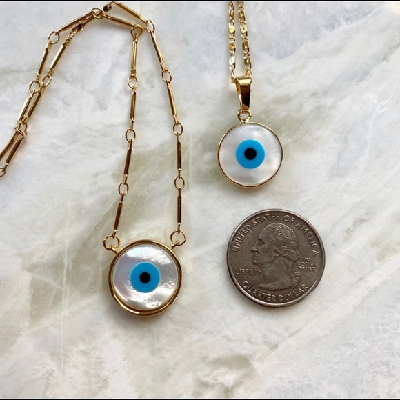 Evil Eye Shell Pendant Necklace - Picture 3 of 11